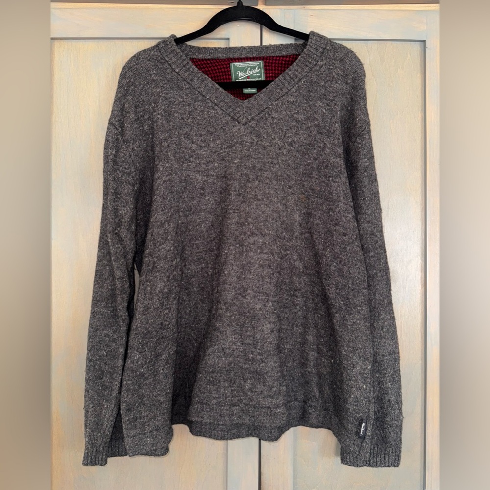 Men’s wool sweater